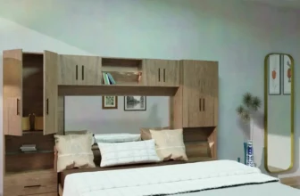 Tête de lit avec rangements intégrés