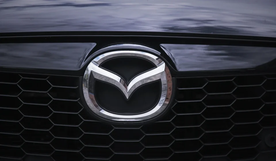 tuto remplacement de la pile sur telecommande mazda